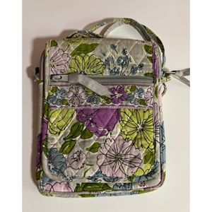 Vera Bradley Watercolor crossbody in EUC.